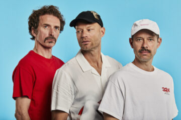 WhoMadeWho